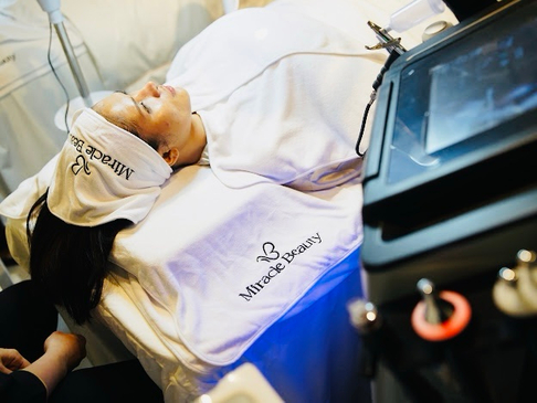 Slider image (2) Miracle Beauty Skin Clinic